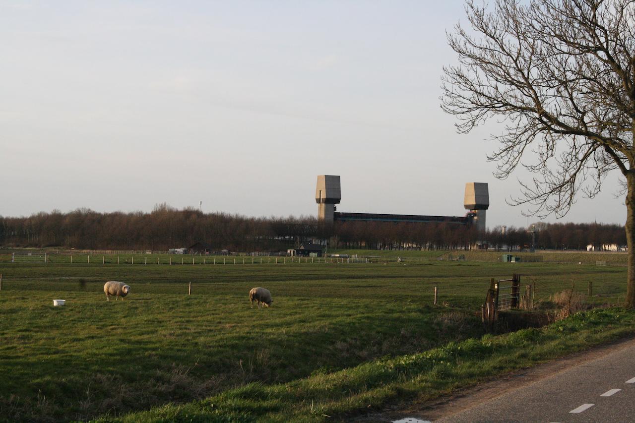 Hôtel De Betuwe à Asch Extérieur photo
